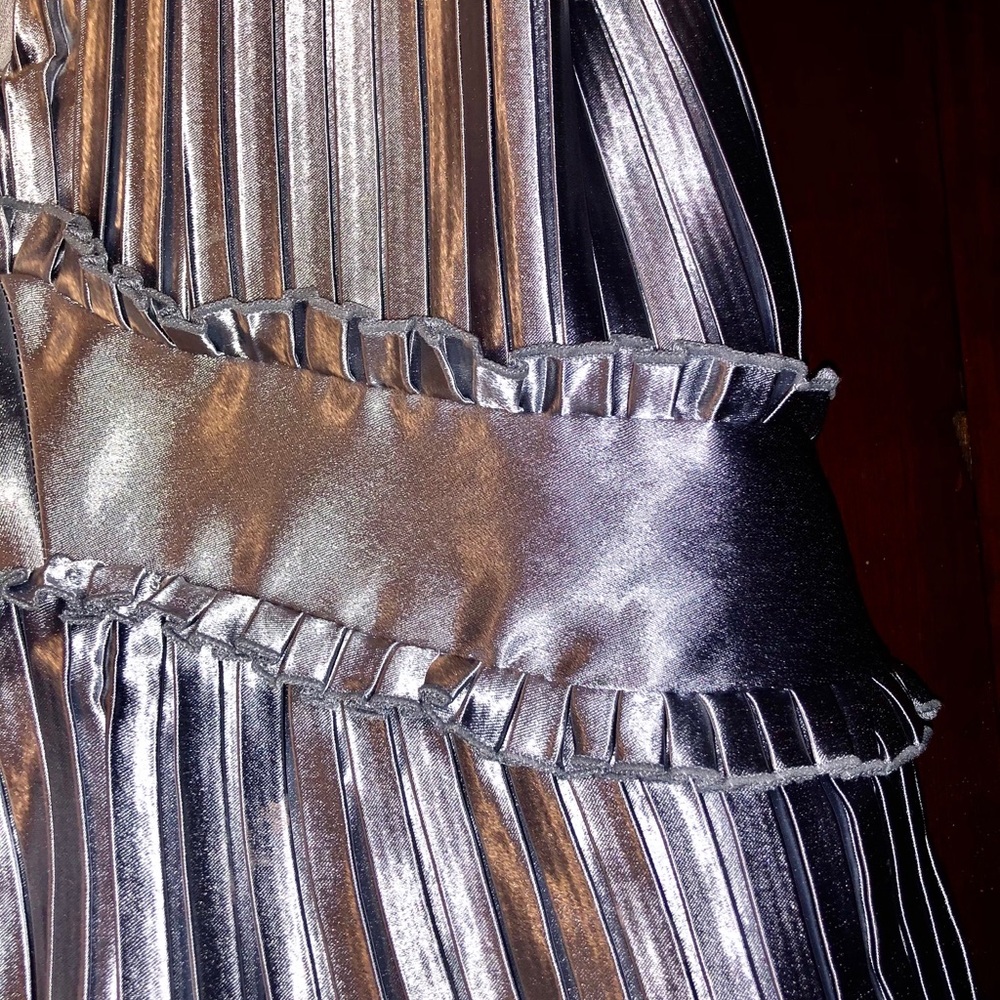 NWOT Shiny Metallic Cocktail Dress - Picture 5 of 6